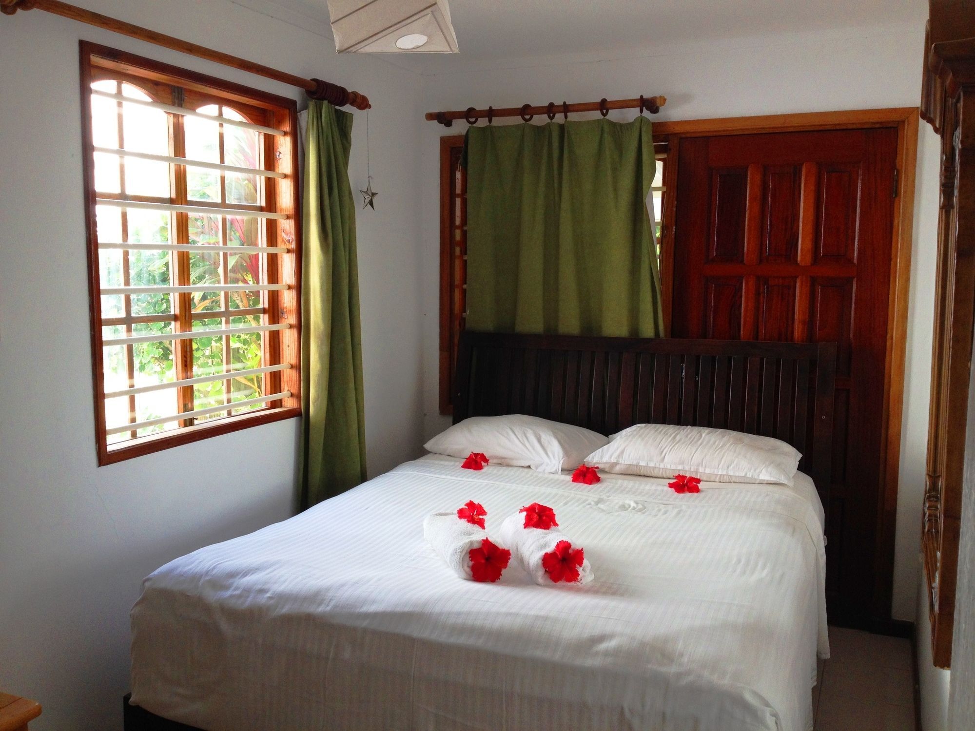 Romance Bungalows Бо-Валлон Екстер'єр фото